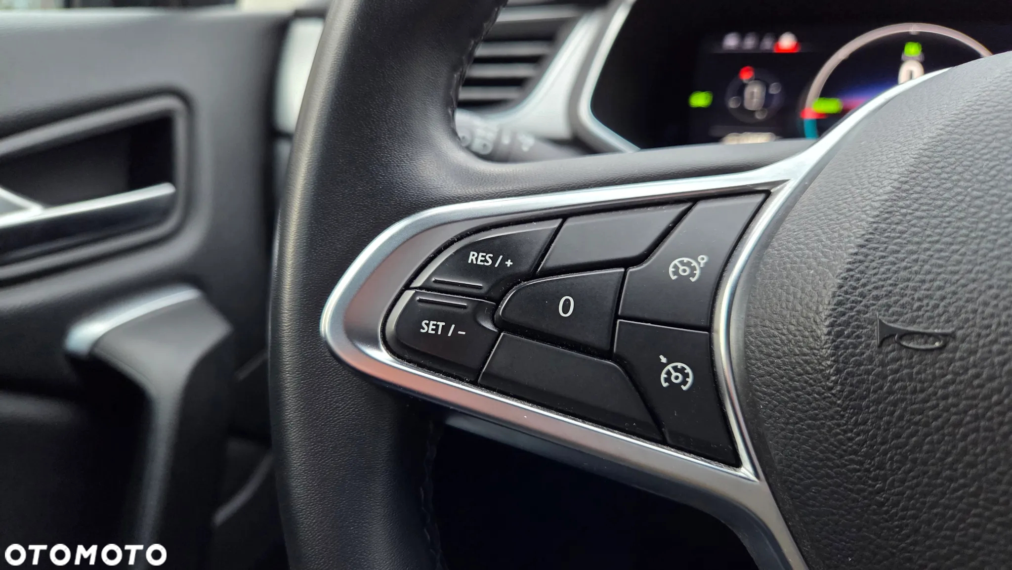 Renault Captur 1.6 E-TECH Plug-In Intens - 20