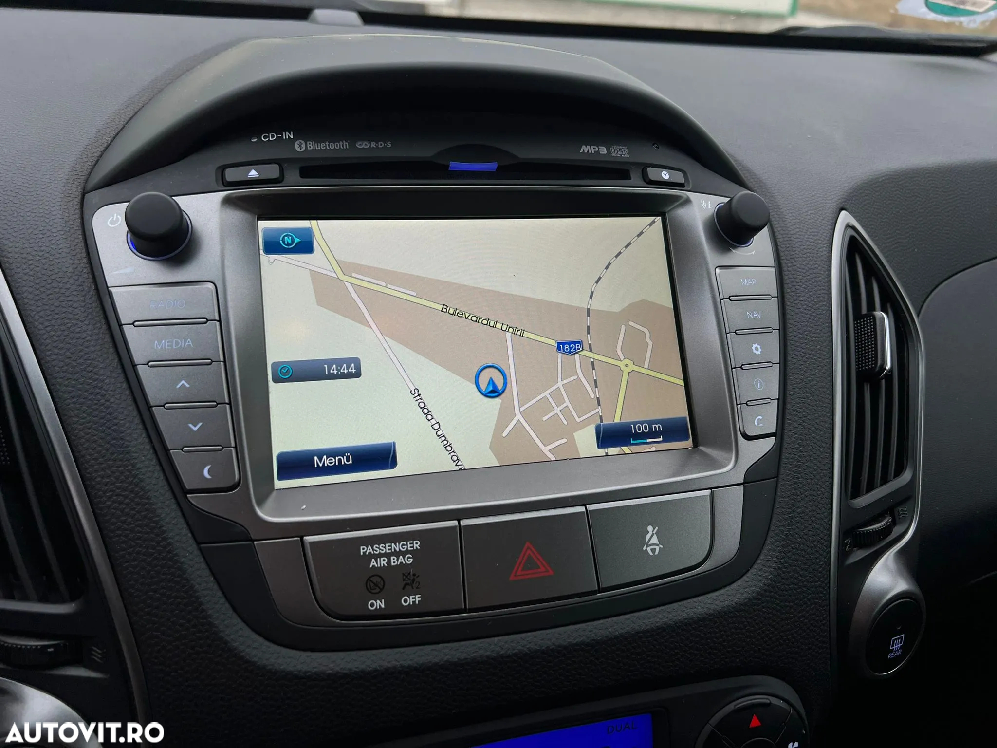 Hyundai ix35 2.0 CRDI 4WD Automatik Premium - 14