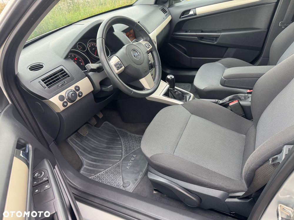 Opel Astra 1.6 Edition - 9