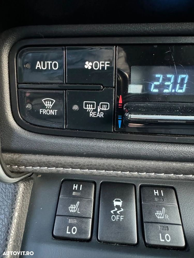 Toyota Auris - 36