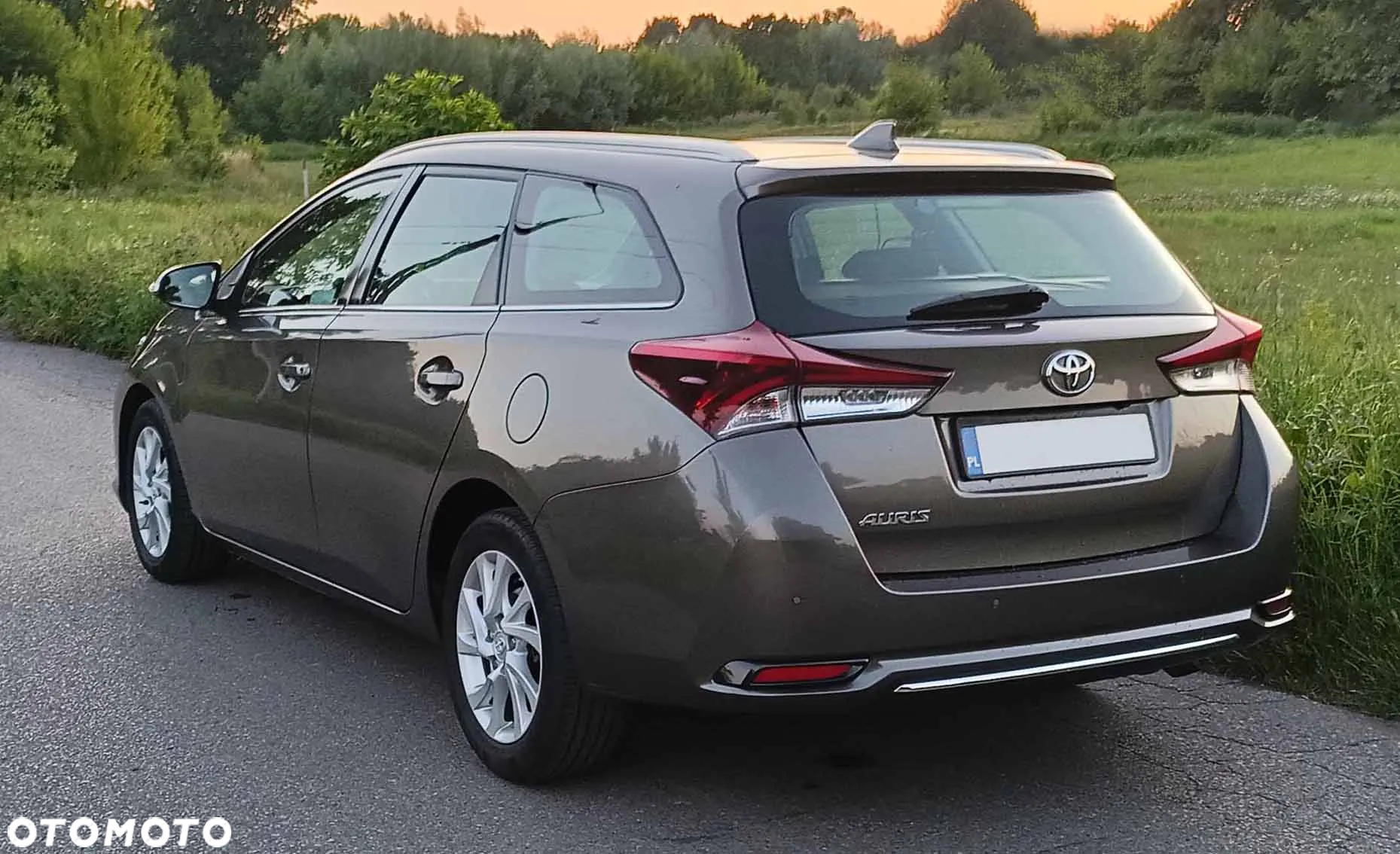 Toyota Auris 1.6 Comfort - 2