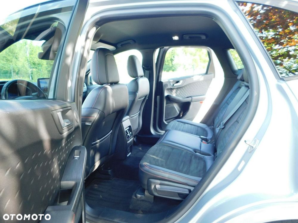 Ford Kuga - 11