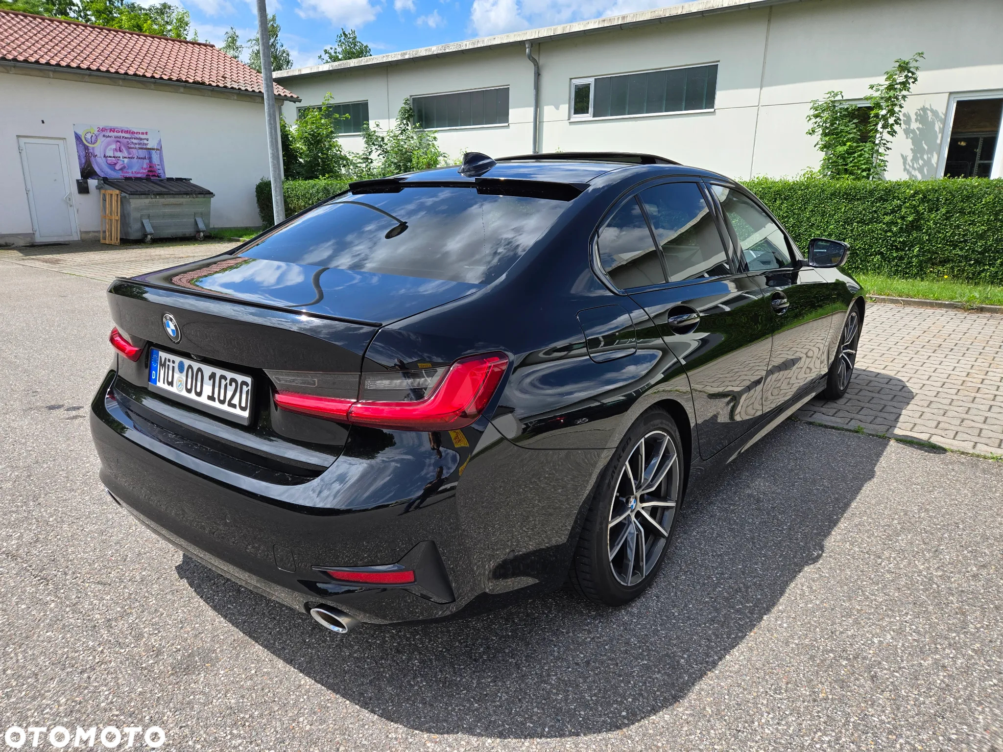 BMW Seria 3 320d Sport Line - 10