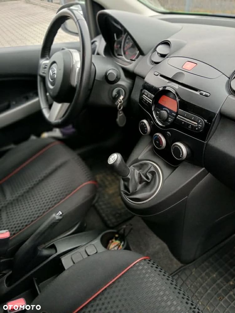 Mazda 2 1.3 Trend & Fun - 3