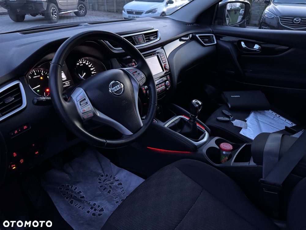 Nissan Qashqai 1.2 DIG-T Tekna+ - 19
