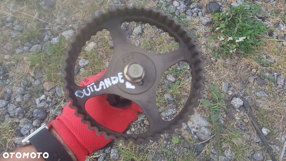 WAŁEK ROZRZĄDU MITSUBISHI OUTLANDER 2.0T turbo 16V 5K02 - 2