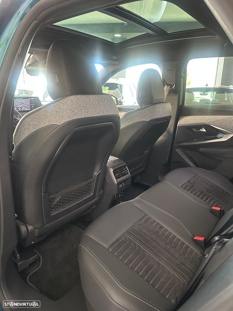 Peugeot E-3008 Long Range GT - 8