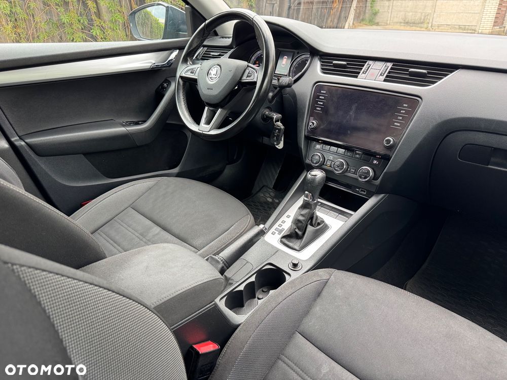 Skoda Octavia 1.0 TSI DSG Clever - 12