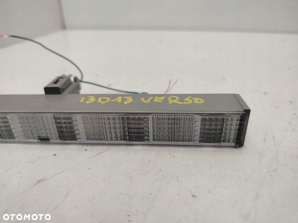 toyota verso lift 13r- trzecie światło stop stopu 81570-05100 - 3