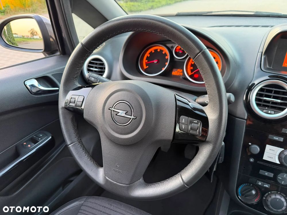 Opel Corsa 1.4 Innovation - 14