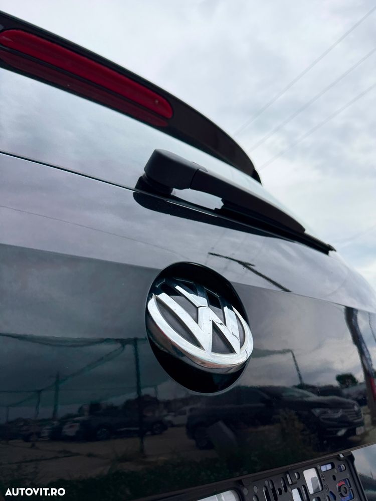 Volkswagen Golf 1.6 TDI Sound - 10