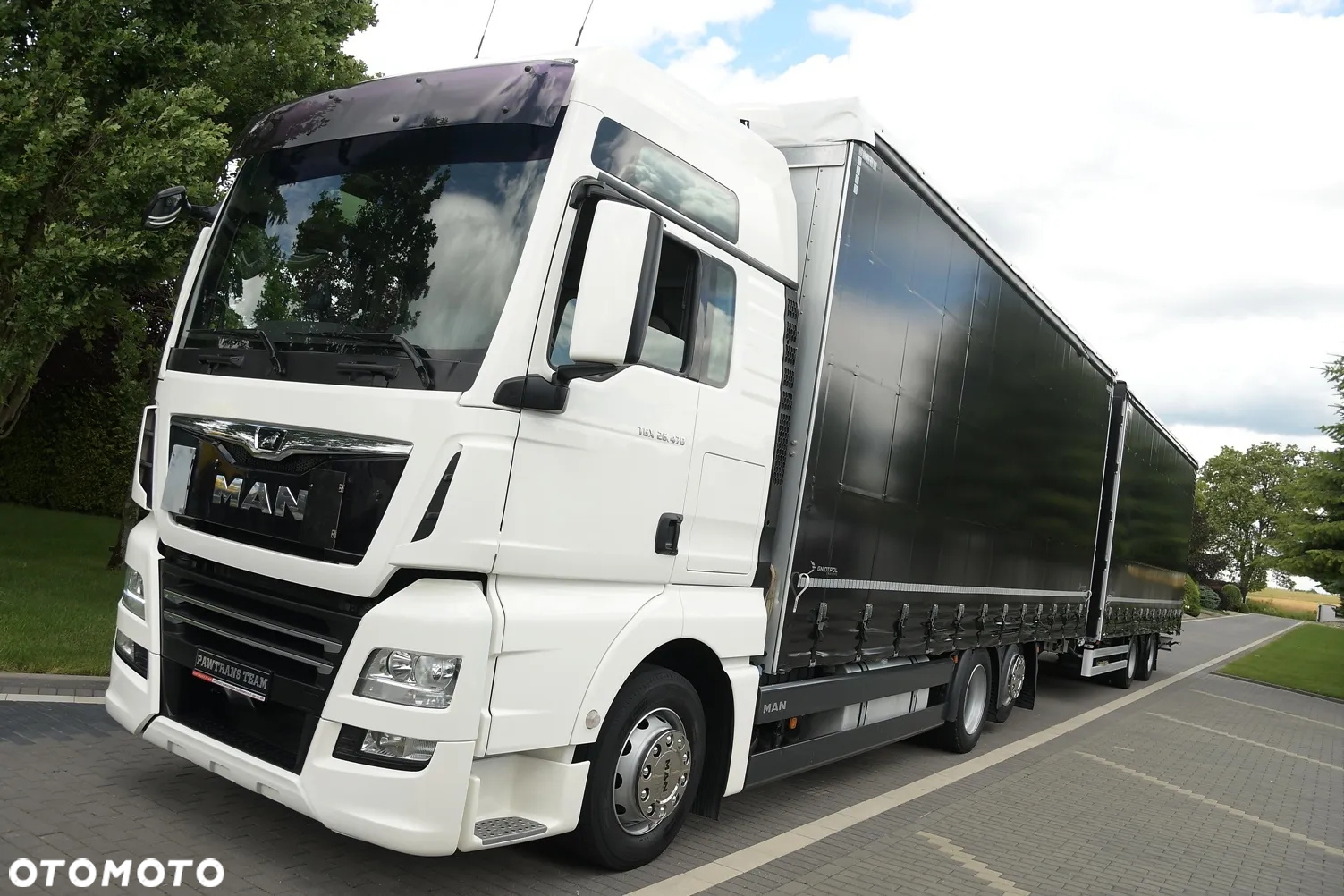 MAN TGX///* 26.470///* 2020///* XXL///* ZESTAW///* TANDEM///* PRZEJAZDOWY///7.70+7.70///* DUŻE ZBIORNIKI///* OŚ PODNOSZONA///* WAGA///* DACH PODNOSZONY///* LEDY///* STAN BARDZO DOBRY - 9