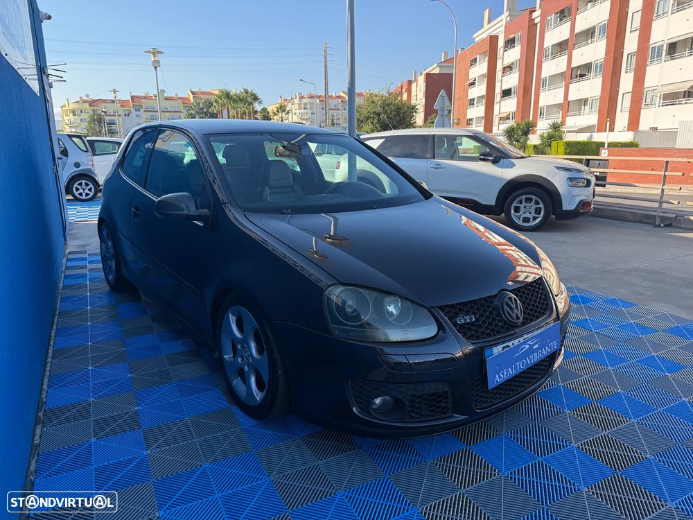 VW Golf 2.0 GTI DSG - 5
