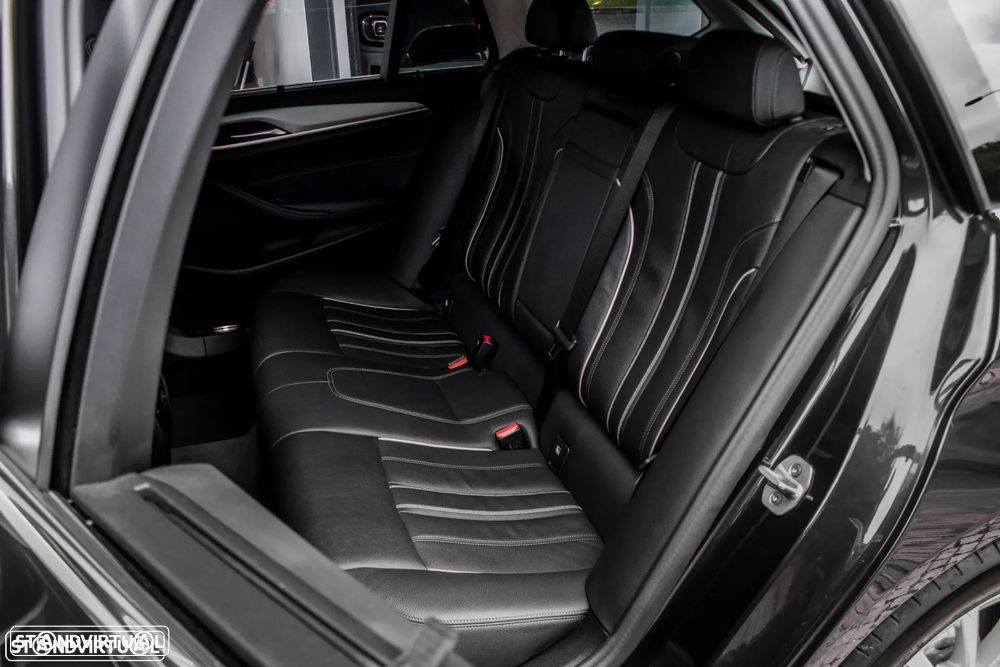 BMW 520 d Line Luxury Auto - 31