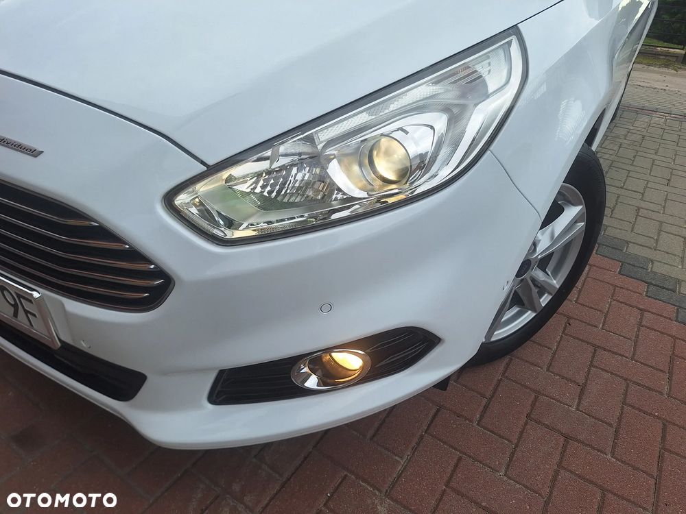 Ford S-Max 2.0 TDCi 4WD Titanium PowerShift - 2