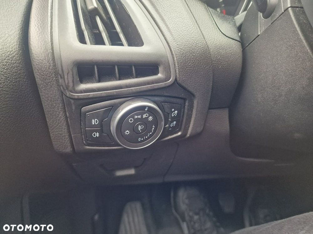 Ford Focus 1.5 EcoBlue Start-Stopp-System TREND - 12