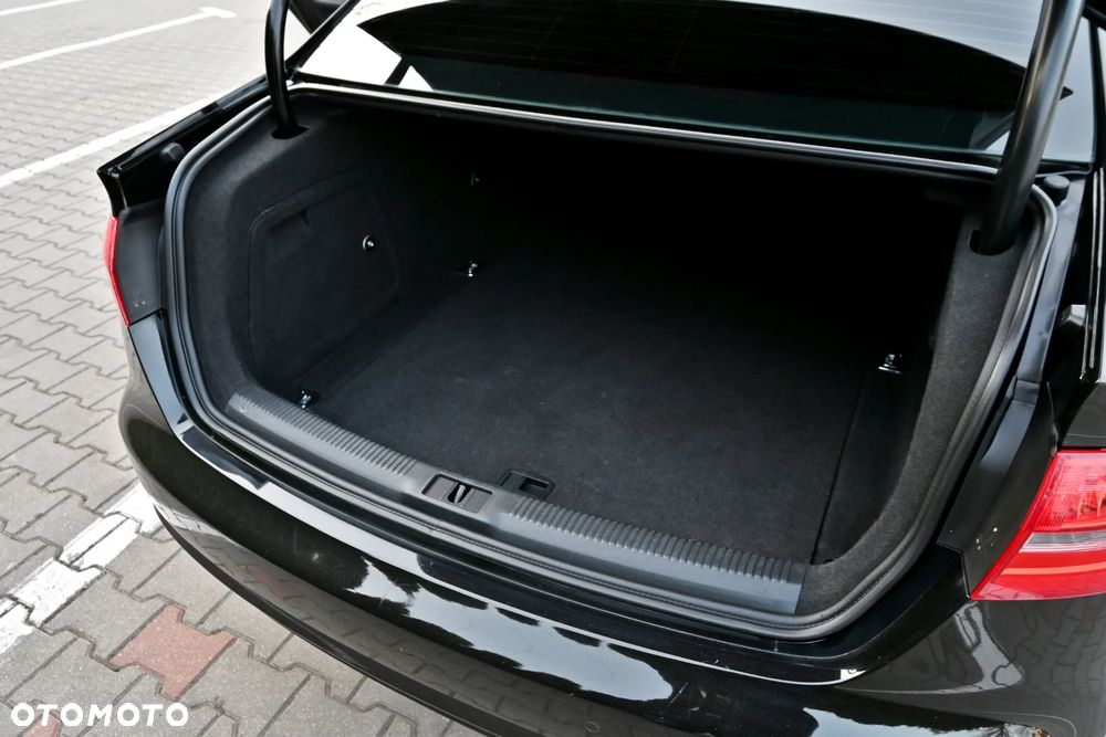 Audi A4 Limousine 2.0 TDI Sport - 36