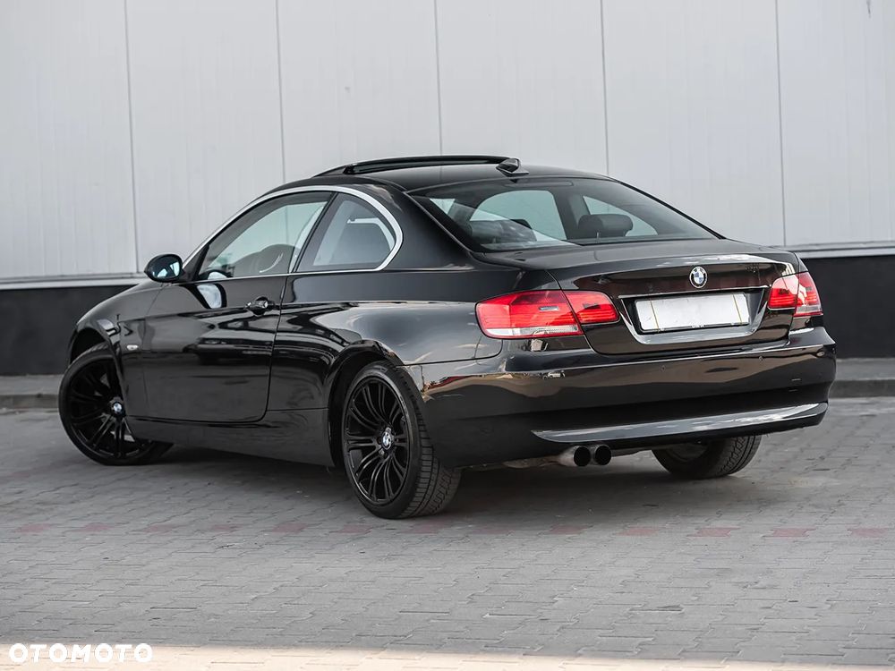 BMW Seria 3 325i - 9
