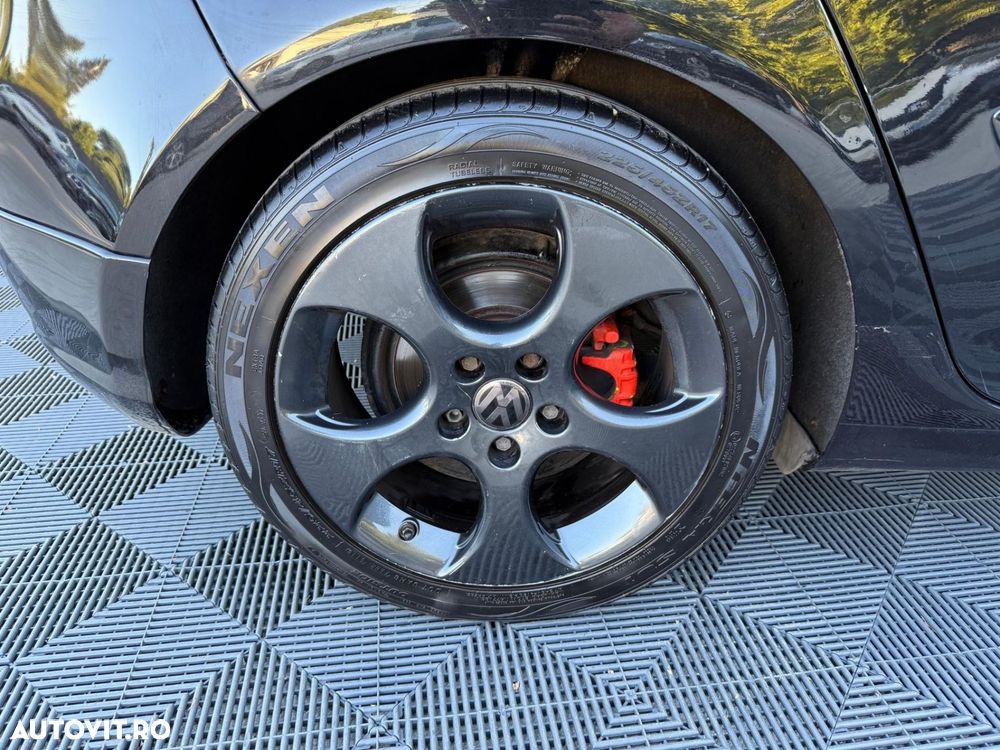 Volkswagen Golf - 12
