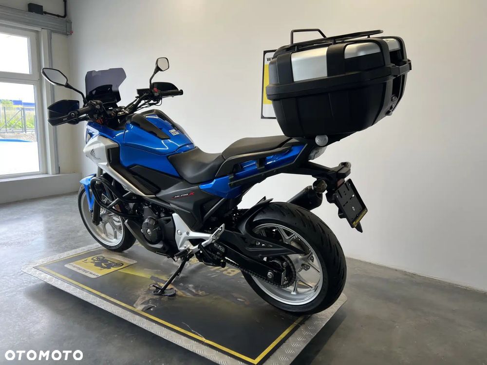 Honda NC - 6