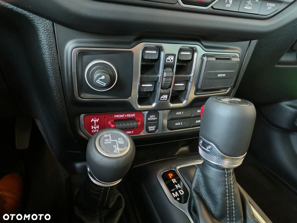 Jeep Wrangler Unlimited 2.0 Turbo PHEV 4xe Rubicon - 24