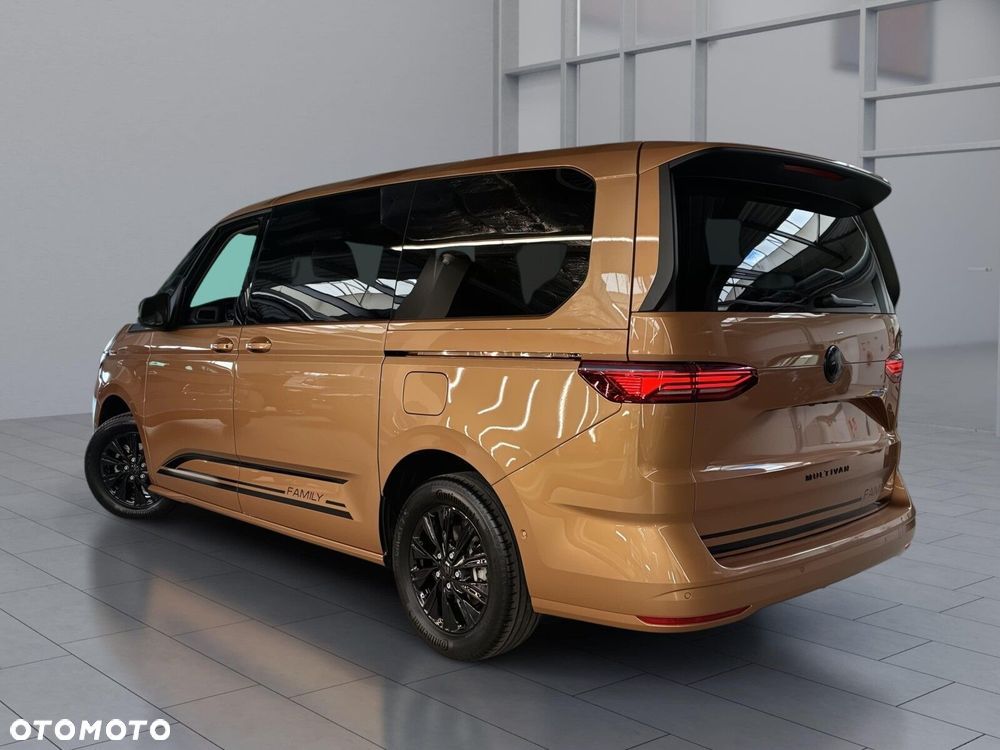 Volkswagen Multivan - 5