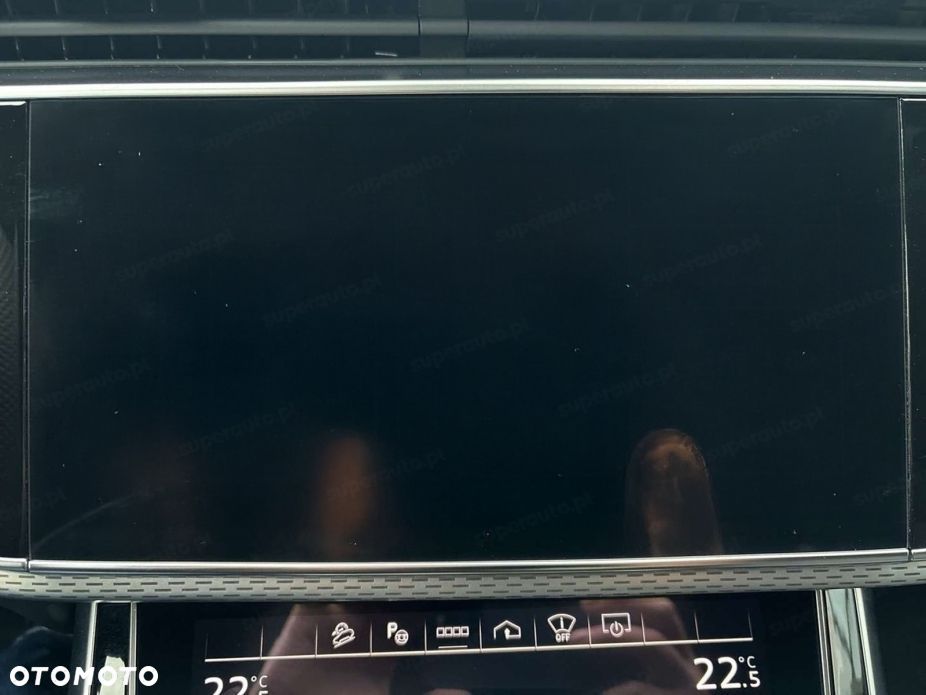 Audi Q7 - 16