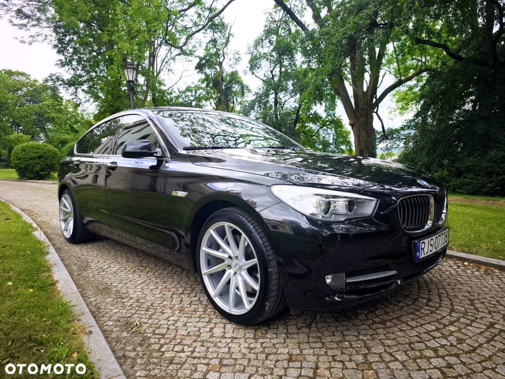 BMW 5GT - 2