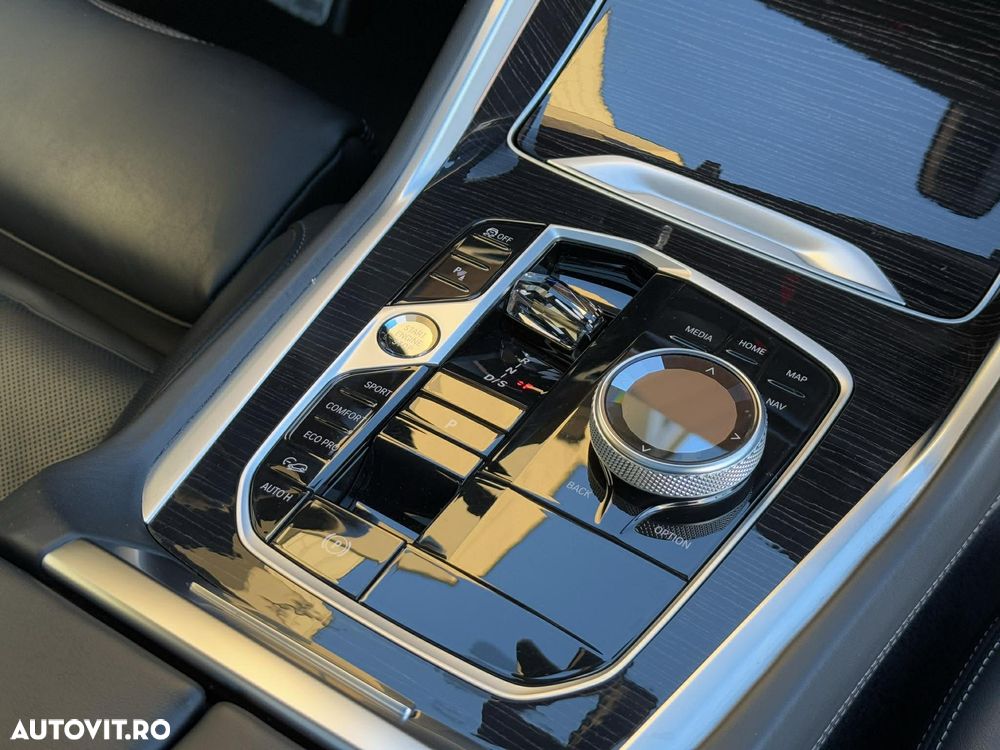 BMW X6 M M60i xDrive AT MHEV - 10