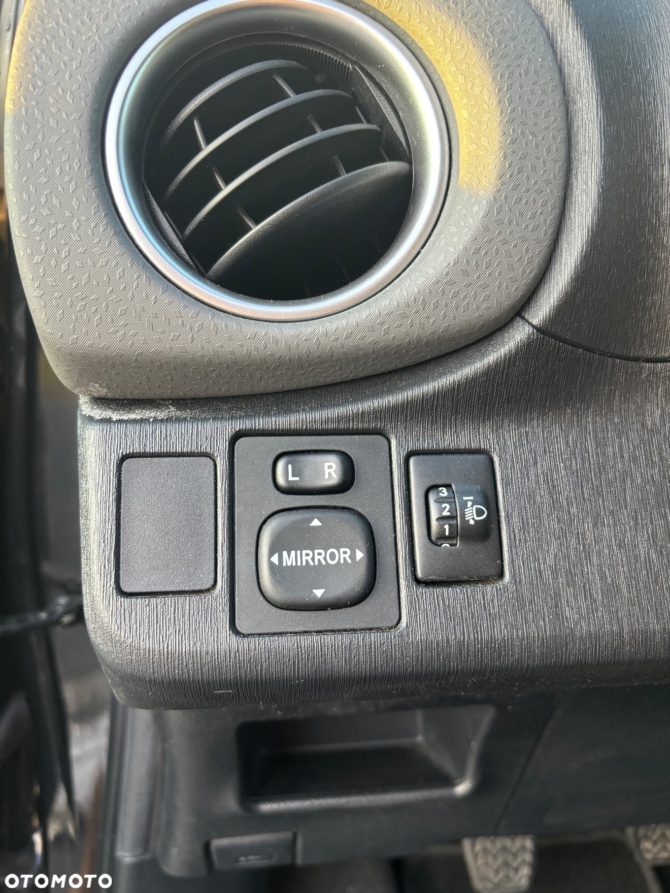 Toyota Yaris 1.33 VVT-i - 8