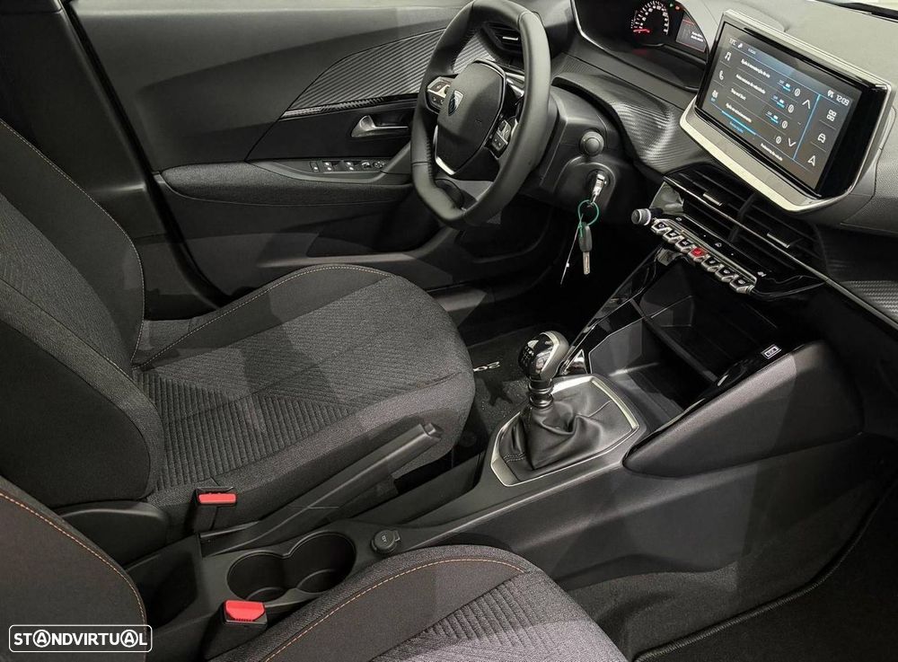 Peugeot 2008 - 17