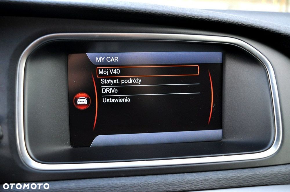 Volvo V40 D2 Momentum - 31