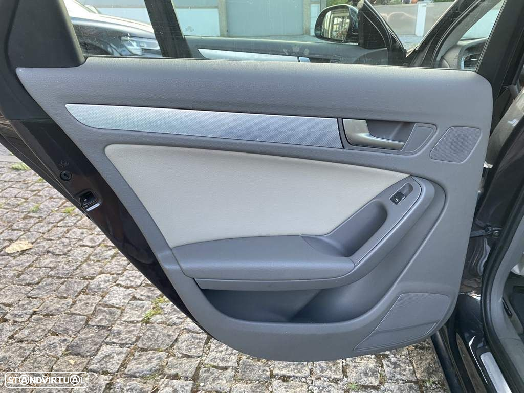 Audi A4 2.0 TDI Business Line Advance - 15