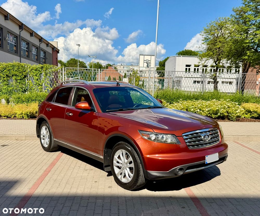 Infiniti FX - 1