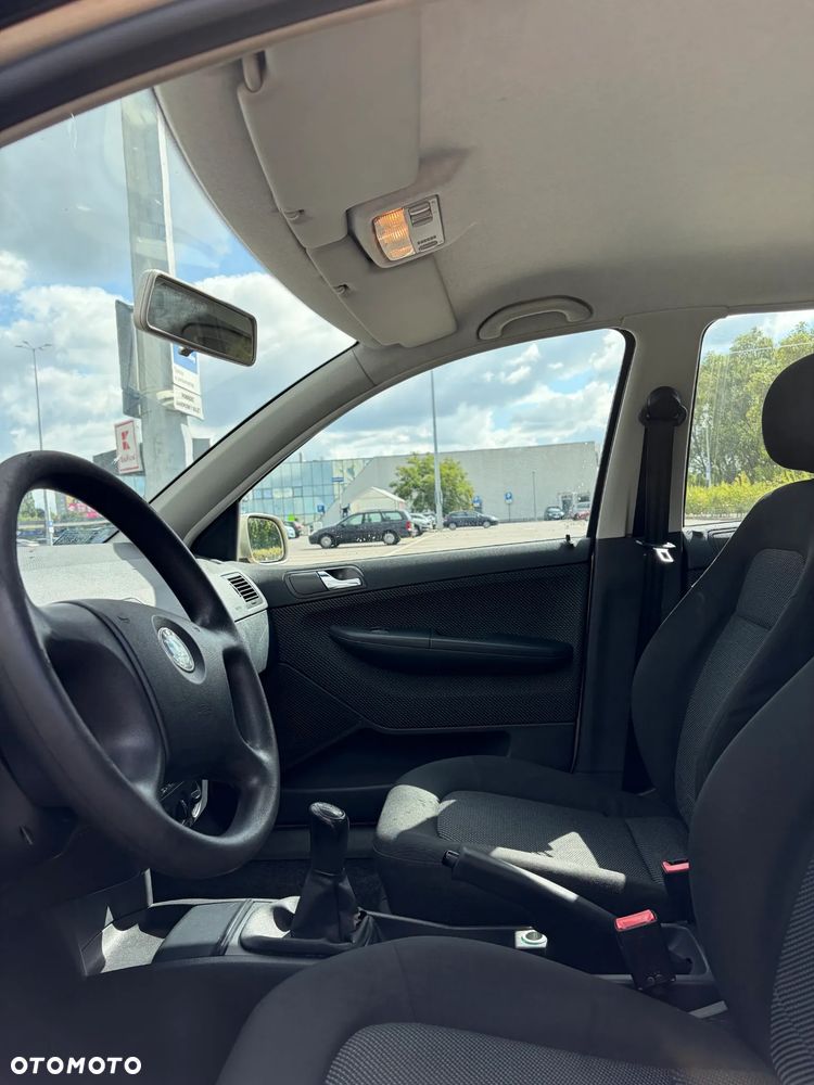 Skoda Fabia 1.2 12V Ambiente - 13