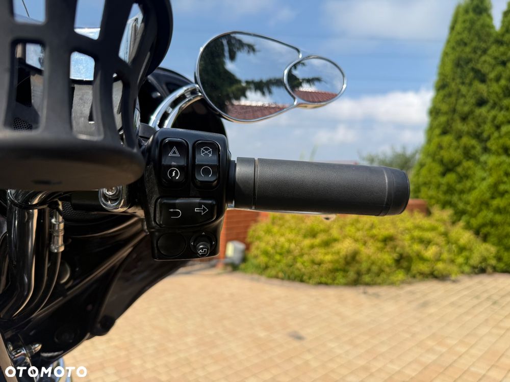 Harley-Davidson Touring Ultra Limited - 21