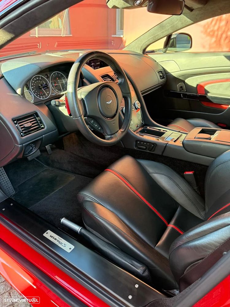 Aston Martin Vantage Coupe V12 S Sportshift - 14
