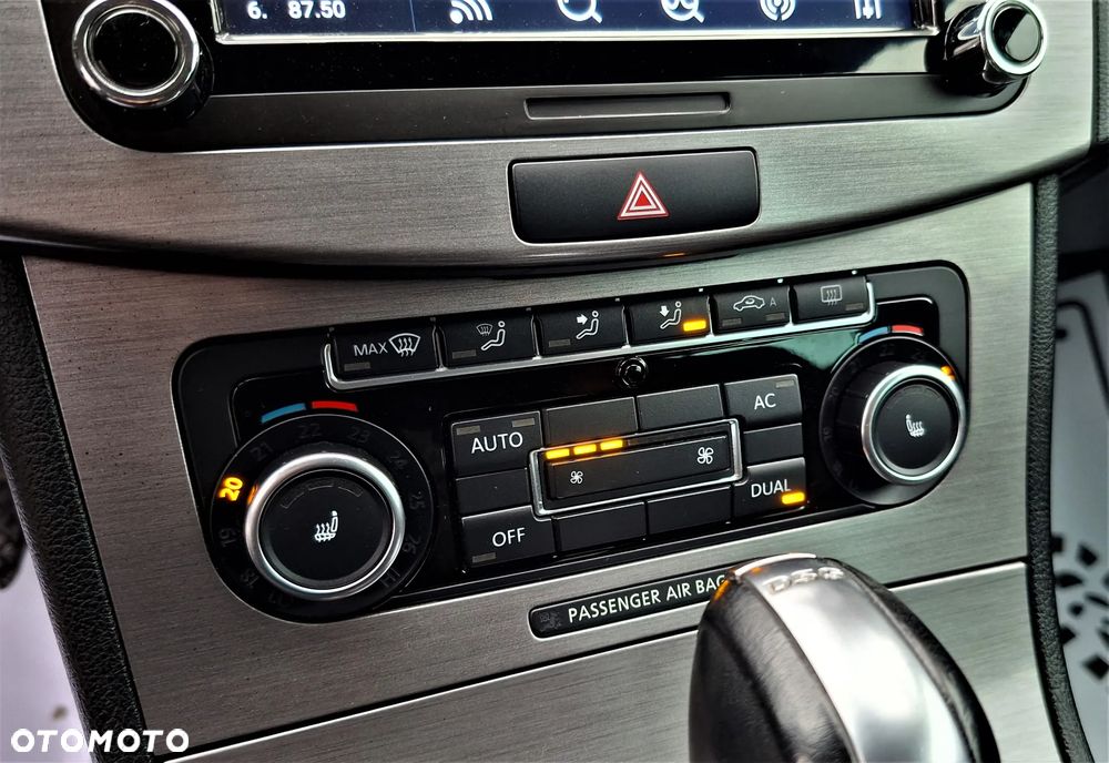 Volkswagen Passat 2.0 TDI DSG BlueMotion Technology Comfortline - 29