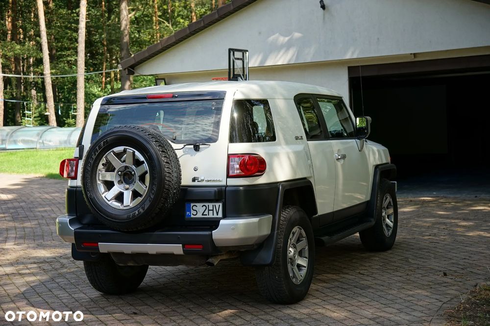 Toyota FJ - 33