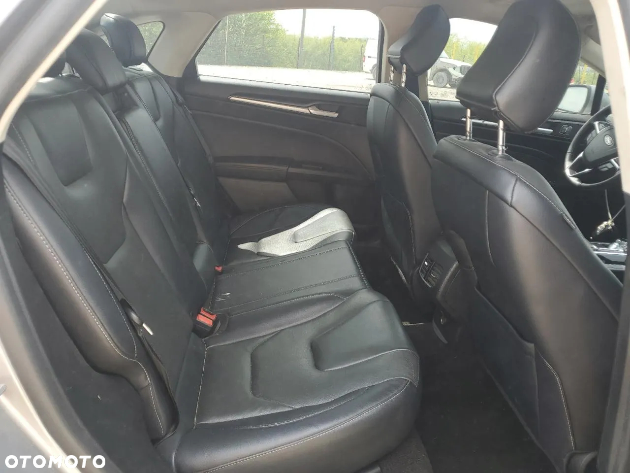 Ford Fusion 2.0 EcoBoost Titanium - 10