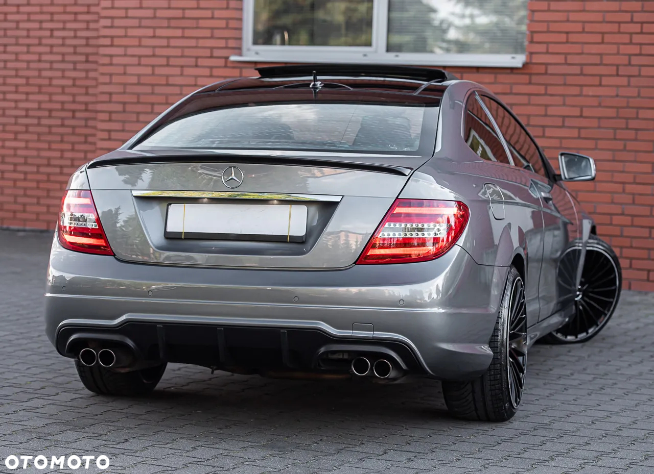 Mercedes-Benz Klasa C 250 Coupe Sport 7G-TRONIC - 12