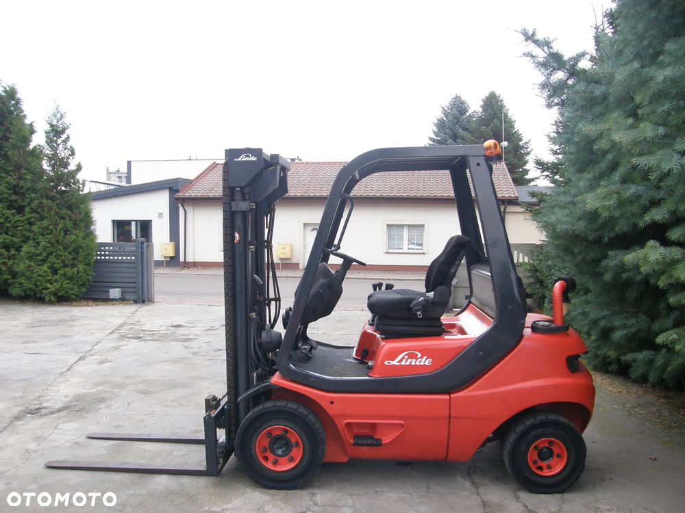 Linde H25D-02 1998 TRIPLEX 4,70m przesuw sprowadzony - 1