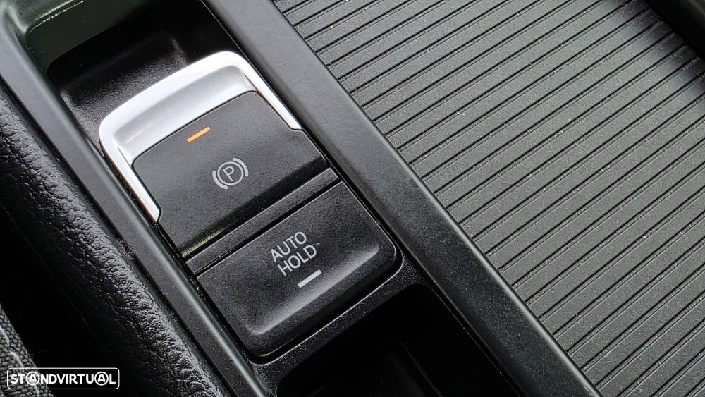 VW Golf 2.0 TDI GTD DSG - 30