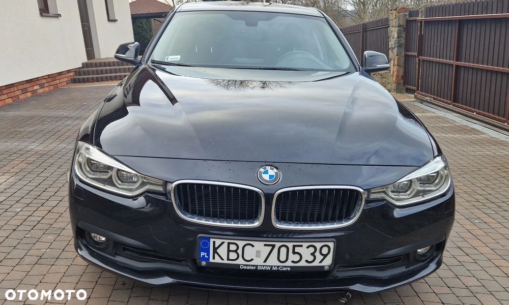 BMW Seria 3 318d xDrive - 6