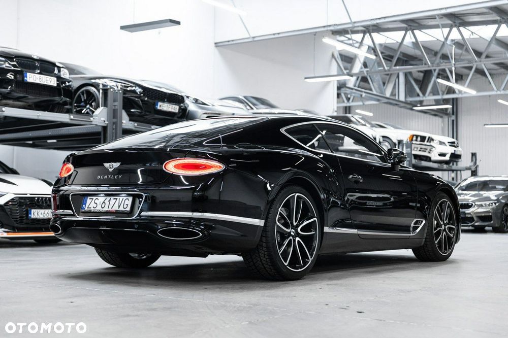 Bentley Continental GT Standard - 11
