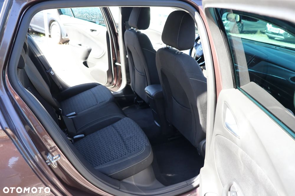 Opel Astra 1.6 D (CDTI) Innovation - 11