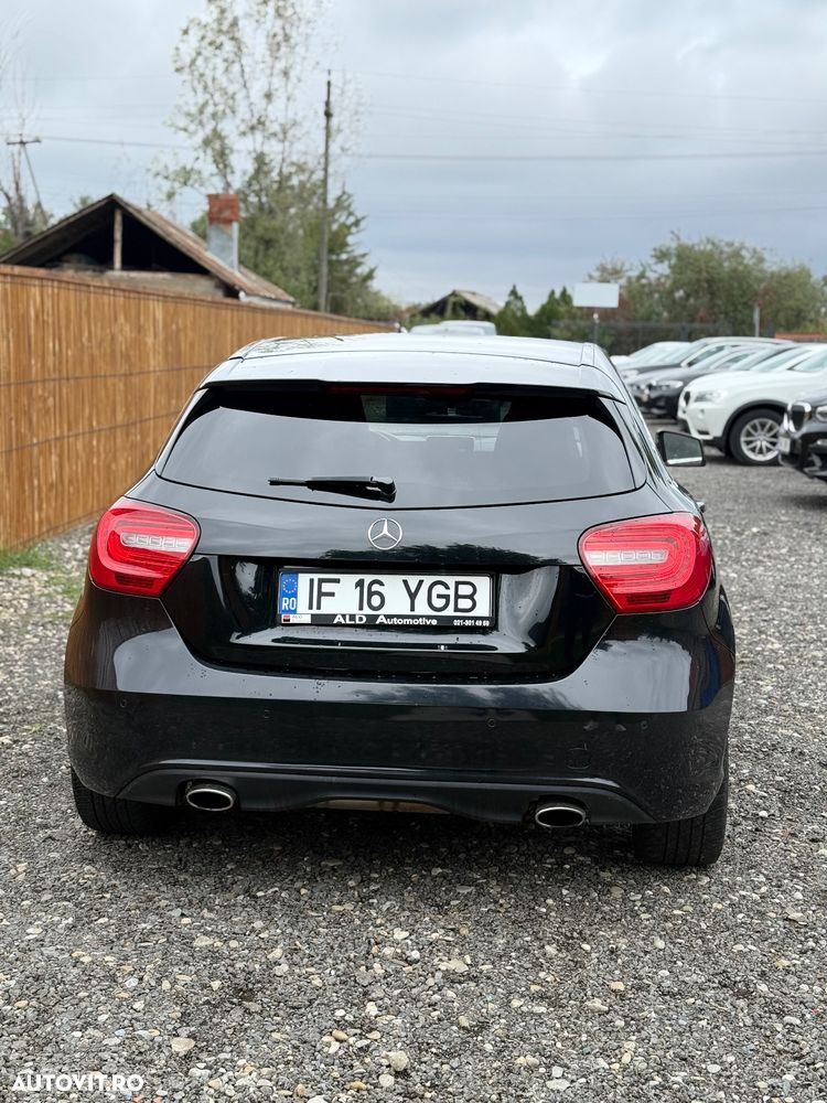 Mercedes-Benz A 180 7G-DCT - 3