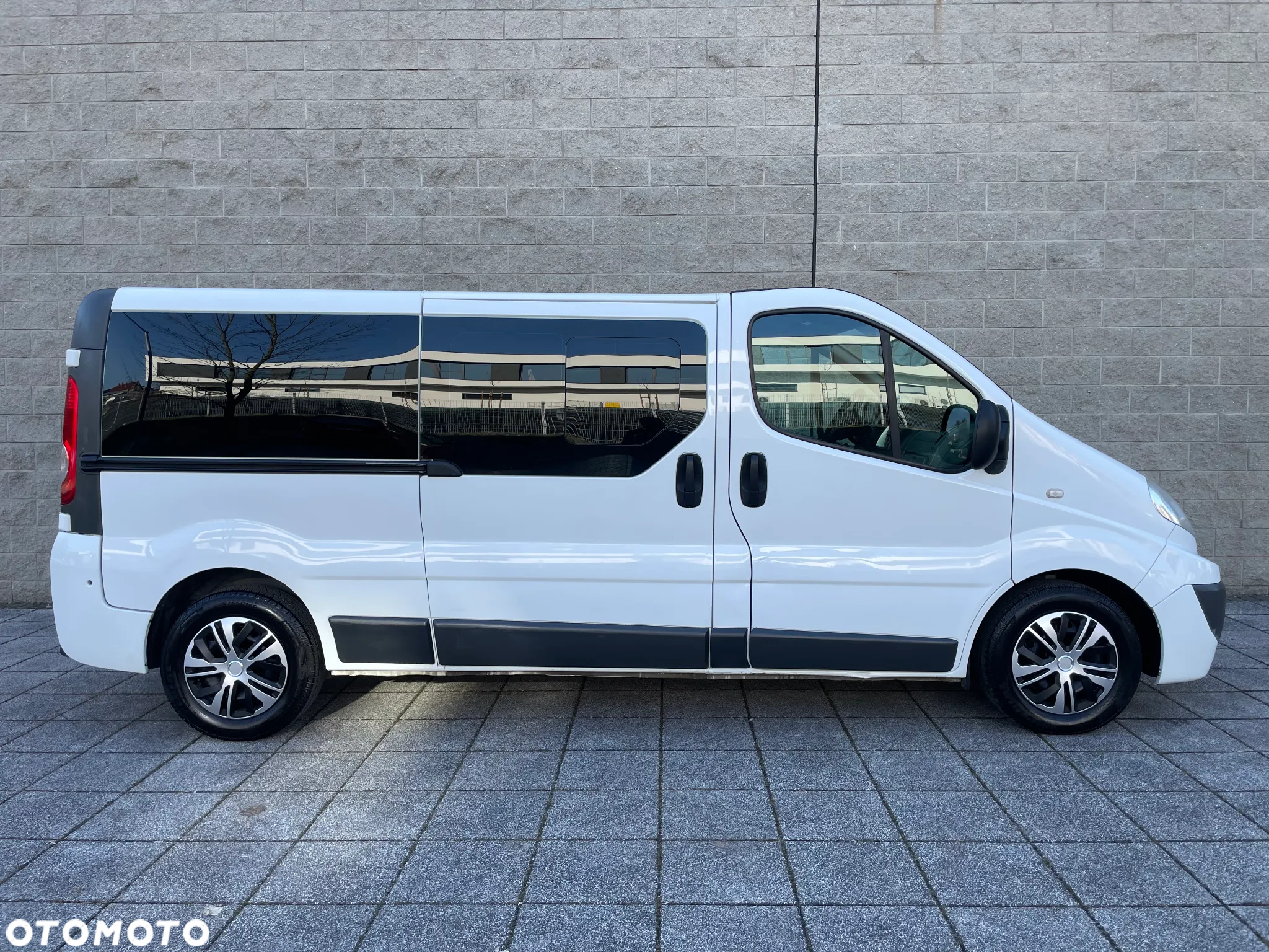 Renault Trafic 2.0 dCi 90 L2H1 - 2