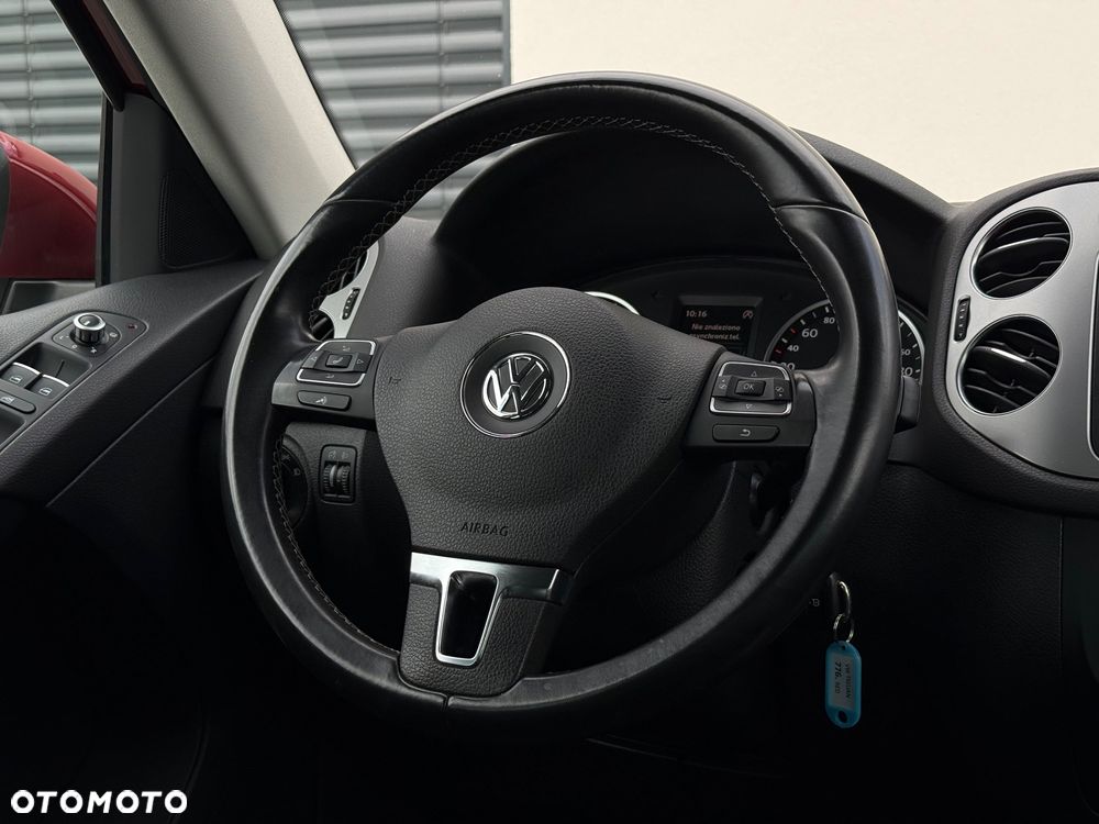 Volkswagen Tiguan 2.0 TDI DPF BlueMotion Technology Exclusive - 10
