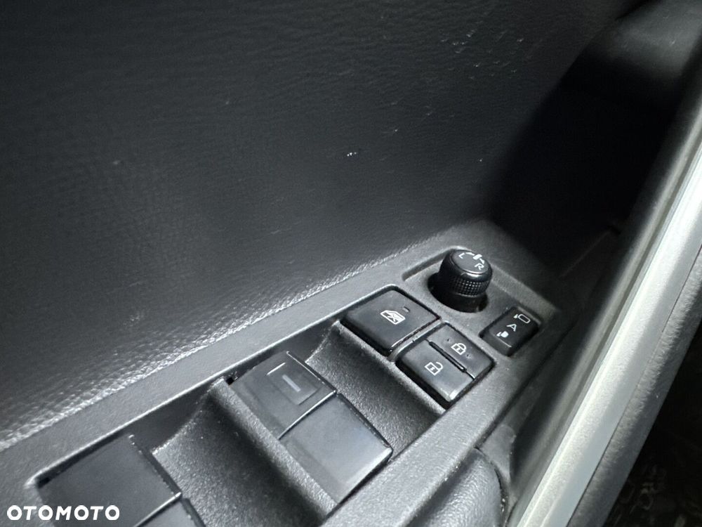 Toyota Corolla Cross - 20